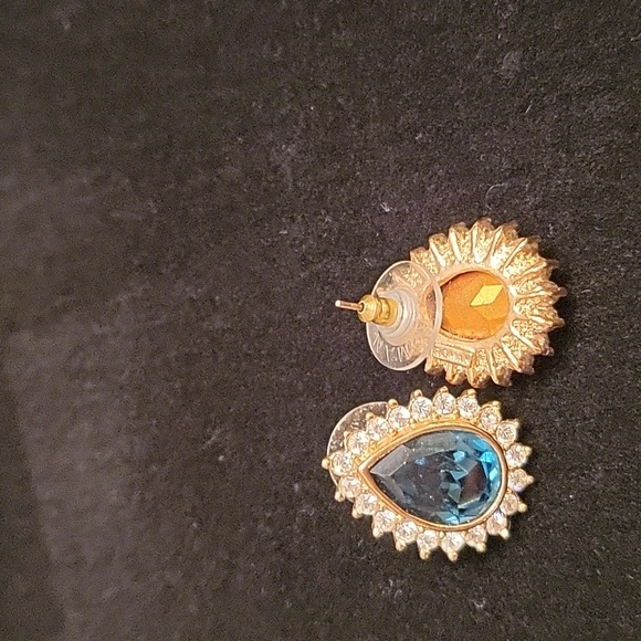 Faux sapphire earrings - Picture 2 of 2